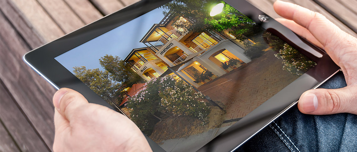 drakes apartments website design